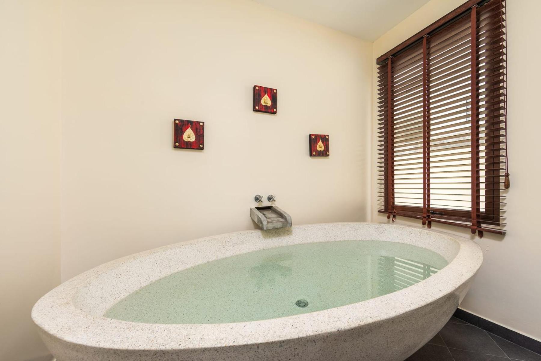 Villa Iorangi| 3 Bedroom Private Pool Residence In Rawai Beach Kültér fotó